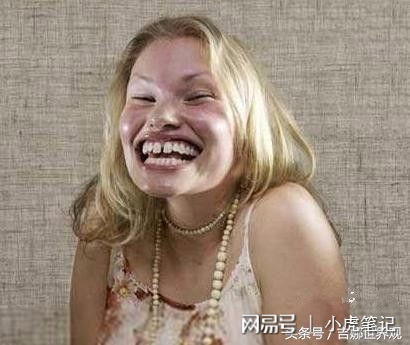 世界没有丑女人只有反应慢的女人世界没有丑女人，只有反应慢的女人——深度解读女性魅力与自我认知