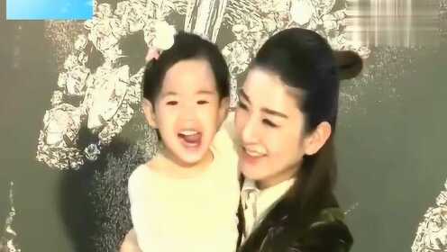 黄奕女儿拍的视频黄奕女儿出镜，家庭温馨瞬间成焦点