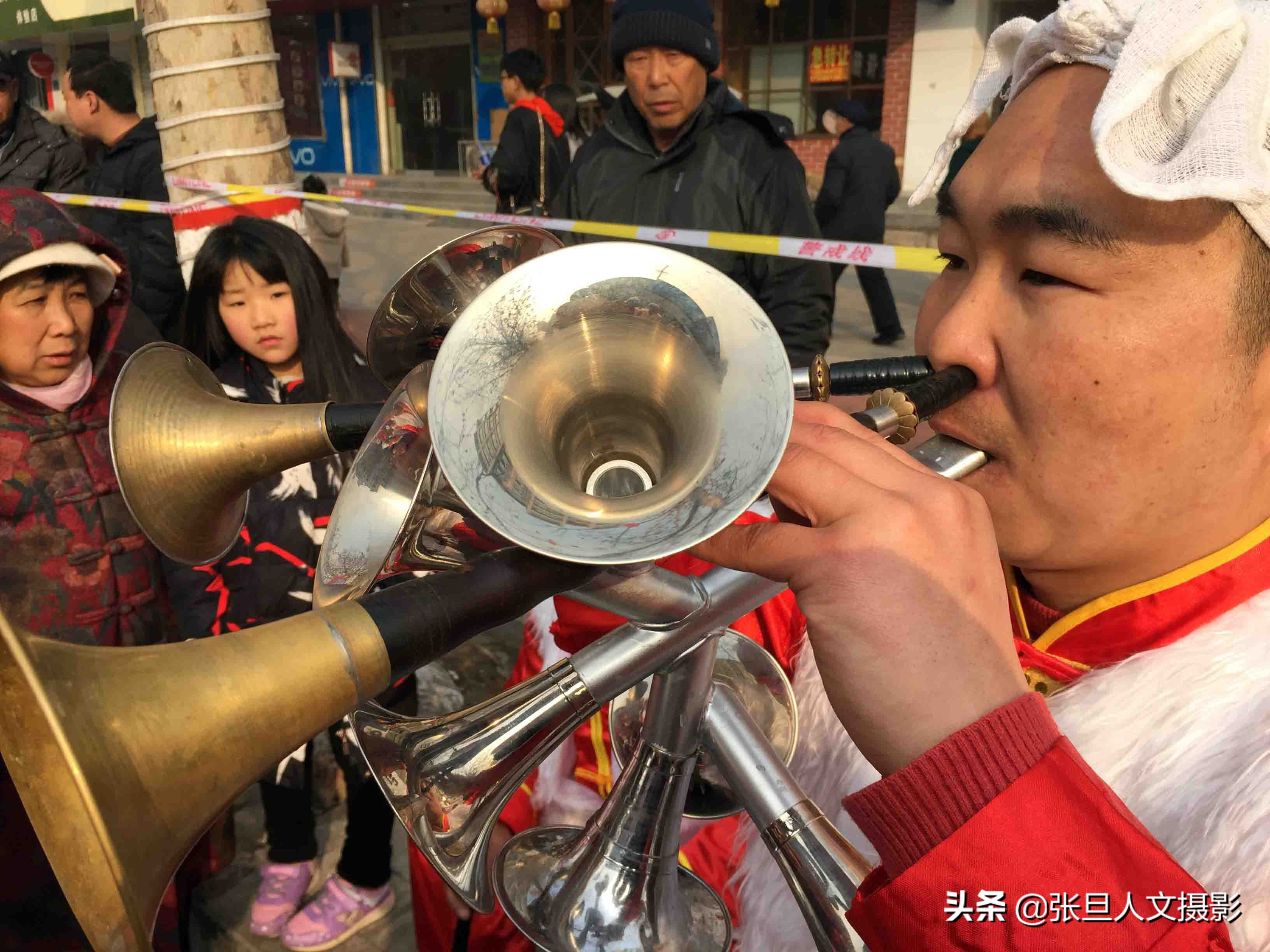 吹唢呐的嘴巴吹唢呐的嘴巴，技艺与艺术的交融